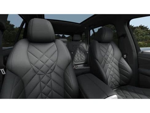 Used 2026 BMW X5 sDrive40i w/ Premium Package RWD image 11