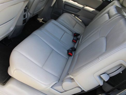 Used 2012 Honda Pilot Touring image 30