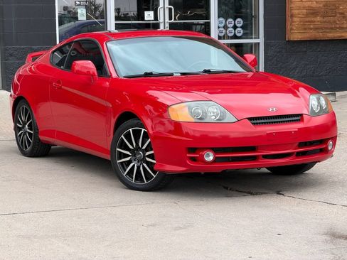 Used 2004 Hyundai Tiburon GT FWD image 6