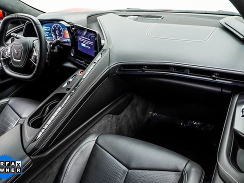 Used 2025 Chevrolet Corvette Stingray Premium Cpe w/ Z51 Performance Package image 17