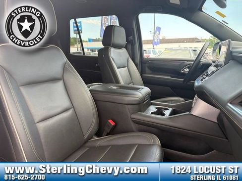 Used 2024 GMC Yukon SLT AWD/4WD image 11