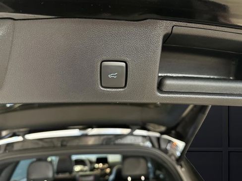 Certified 2025 Ford Escape ST-Line Elite image 15