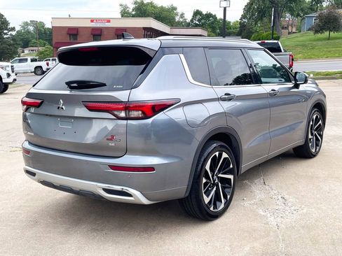 Used 2023 Mitsubishi Outlander SEL AWD/4WD image 6
