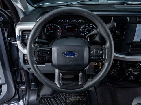 Used 2024 Ford F250 XL w/ STX Appearance Package image 19