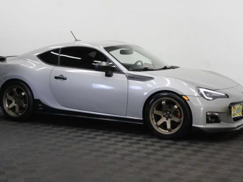 Used 2013 Subaru BRZ Limited w/ Popular Pkg 1A RWD image 1