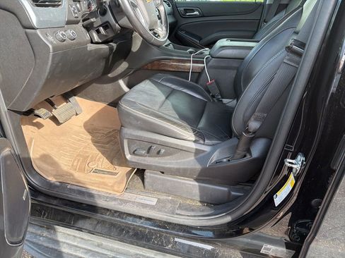 Used 2018 Chevrolet Tahoe LT image 9