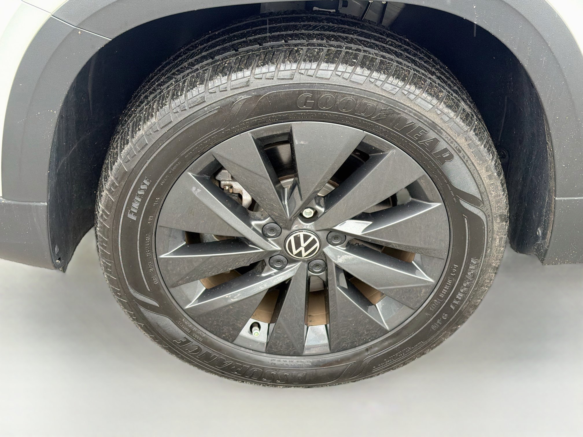 Used 2023 Volkswagen Taos S FWD image 38