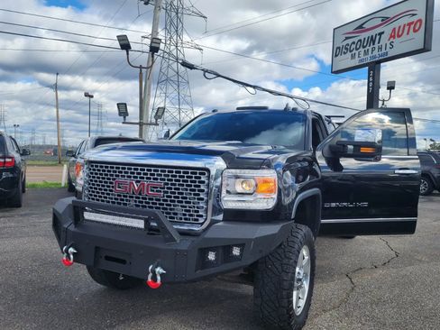 Used 2016 GMC Sierra 3500 Denali w/ Duramax Plus Package image 19