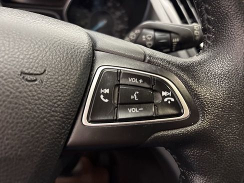 Used 2019 Ford Escape SEL AWD/4WD image 24