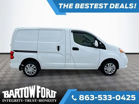 Used 2015 Nissan NV200 SV w/ Technology Package image 4