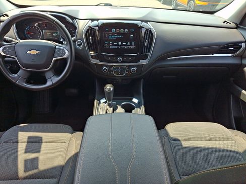 Used 2018 Chevrolet Traverse LT AWD/4WD image 14