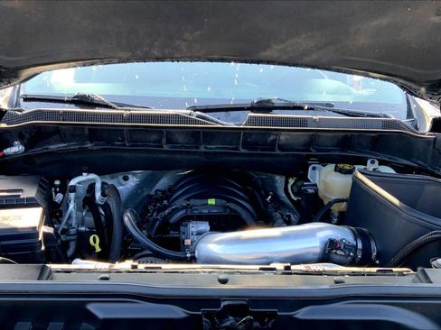 Used 2021 Chevrolet Silverado 1500 LT AWD/4WD image 28