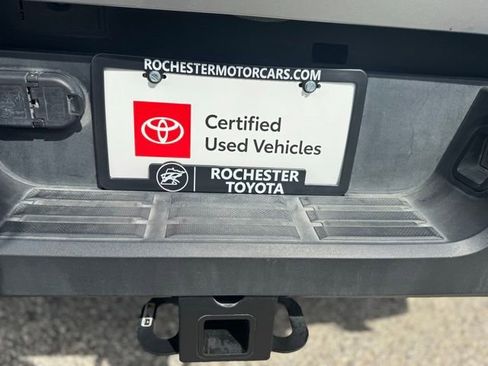 Certified 2024 Toyota Tacoma SR image 39