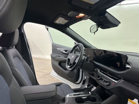 New 2026 Buick Envista Sport Touring w/ Convenience I Package FWD image 18