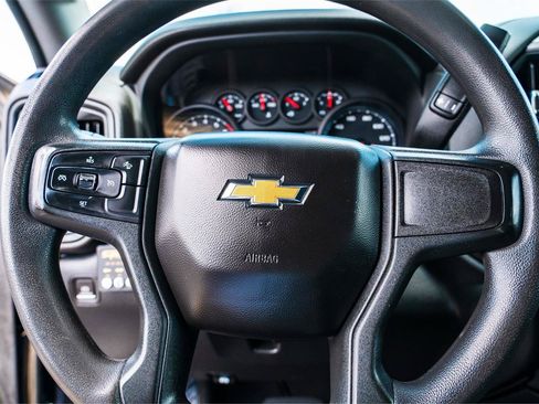 Used 2022 Chevrolet Silverado 1500 Custom RWD image 15