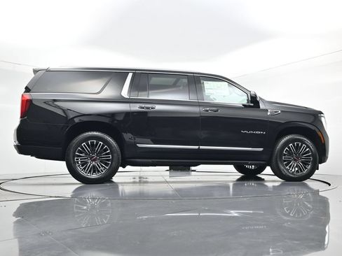 New 2026 GMC Yukon XL Elevation w/ Elevation Premium Package AWD/4WD image 34