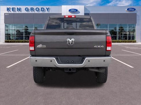 Used 2017 RAM 2500 Big Horn AWD/4WD image 5
