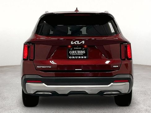 Used 2025 Kia Sorento S w/ Panoramic Sunroof Package AWD/4WD image 5
