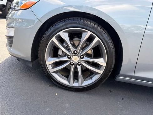Used 2024 Chevrolet Malibu LT FWD image 9