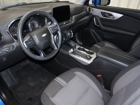 Used 2025 Chevrolet Blazer LT image 24