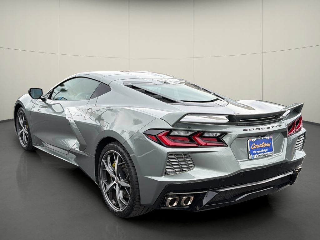 Used 2023 Chevrolet Corvette Stingray Premium Cpe w/ Z51 Performance Package RWD image 5