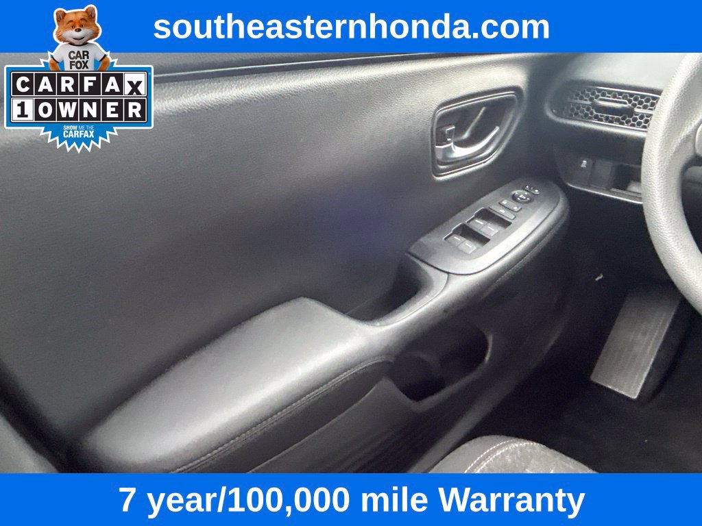 Certified 2025 Honda HR-V LX image 17