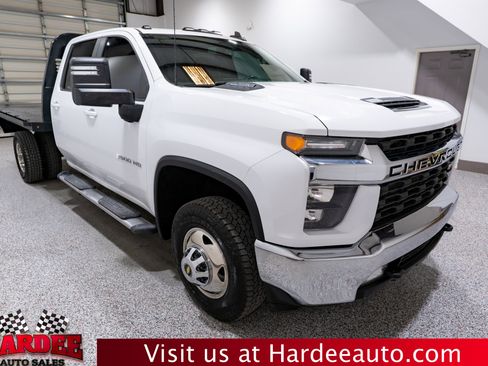 Used 2023 Chevrolet Silverado 3500 LT w/ Convenience Package AWD/4WD image 6