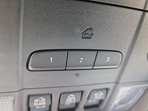 Used 2023 Buick Enclave Essence w/ Experience Buick Package FWD image 23