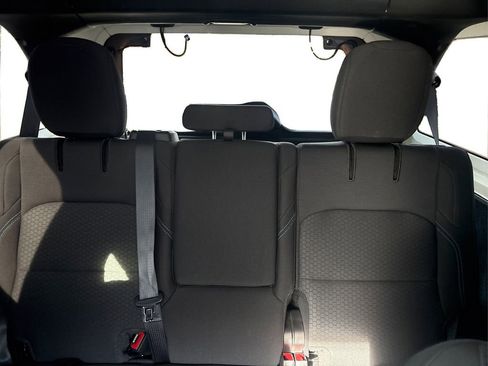 Used 2022 Jeep Wrangler Unlimited Rubicon 4xe w/ Steel Bumper Group image 17