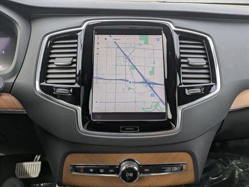 Used 2023 Volvo XC90 B6 Plus w/ Protection Package Premier image 14