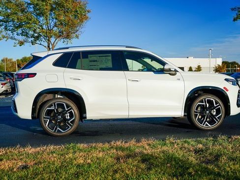 New 2026 Volkswagen Tiguan SEL R-Line image 43