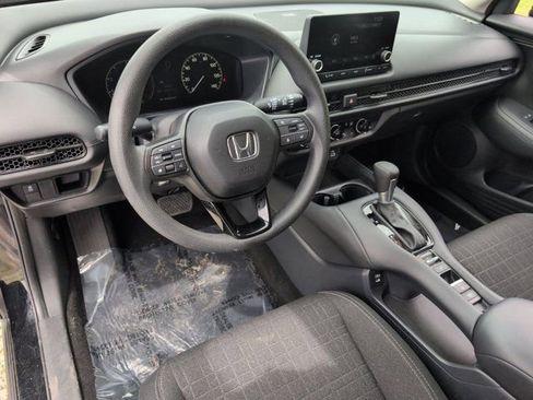 Used 2025 Honda HR-V LX image 15