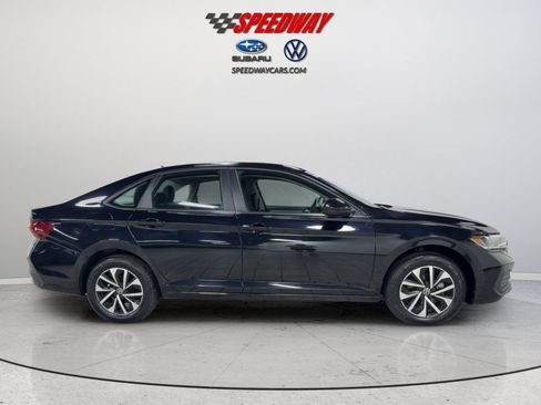 Certified 2024 Volkswagen Jetta S FWD image 4