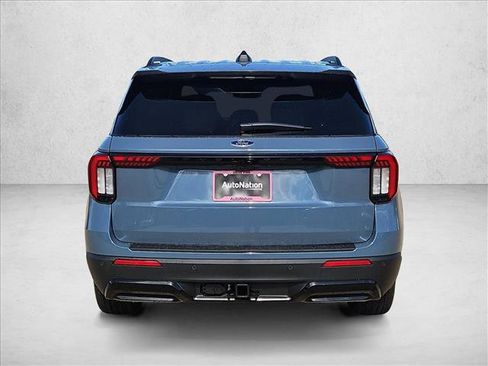 New 2026 Ford Explorer ST-Line RWD image 8