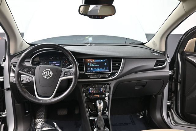 Used 2019 Buick Encore Essence FWD image 16