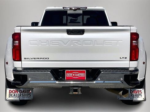 Used 2023 Chevrolet Silverado 3500 LTZ w/ LTZ Plus Package image 6