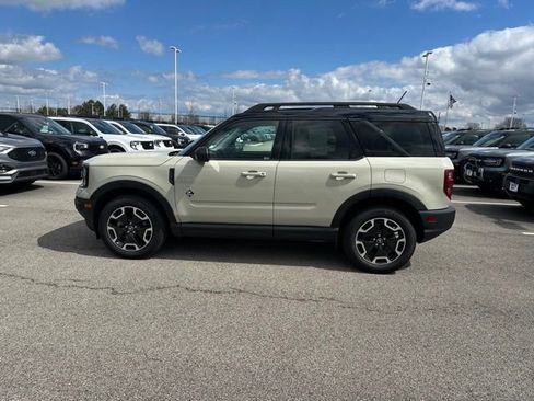 Used 2024 Ford Bronco Sport Outer Banks w/ Tech Package image 6