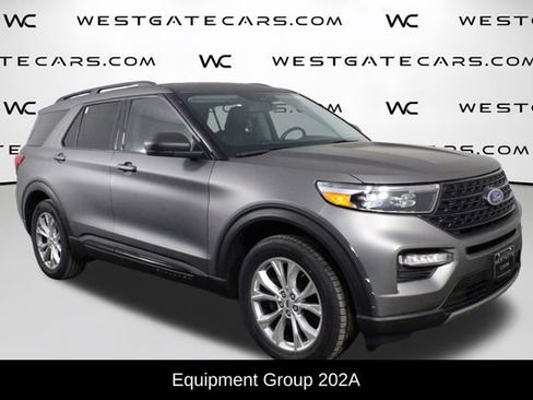 Used 2021 Ford Explorer XLT w/ Equipment Group 202A image 2