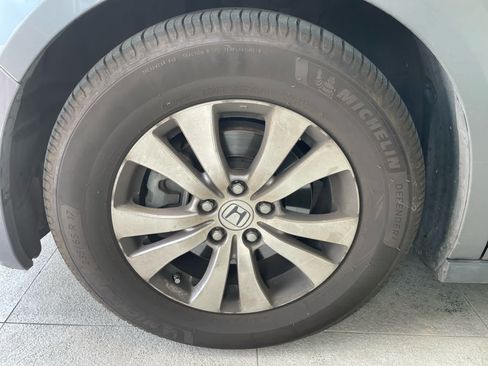 Used 2016 Honda Odyssey EX-L image 3