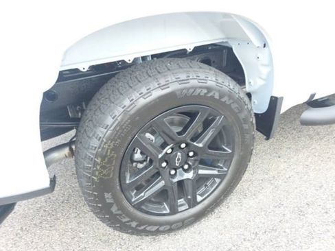 New 2026 Chevrolet Silverado 1500 Custom w/ Turbomax Blackout Package AWD/4WD image 11