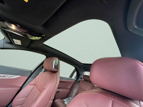 New 2026 BMW i7 xDrive60 AWD/4WD image 21