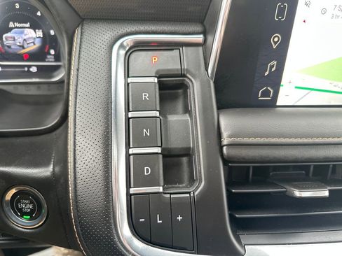 Used 2023 GMC Yukon AT4 image 18