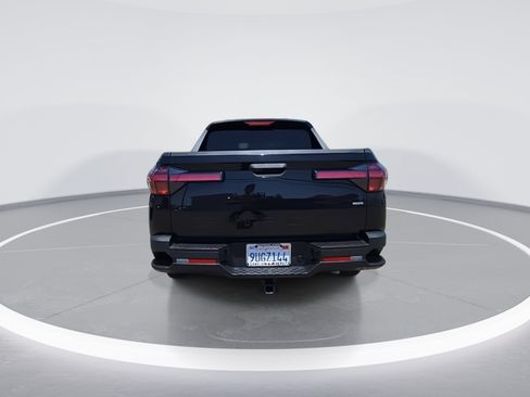 Used 2023 Hyundai Santa Cruz SE AWD/4WD image 7