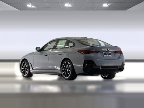 New 2026 BMW i4 eDrive40 w/ M Sport Package RWD image 3