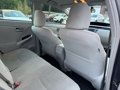 Used 2015 Toyota Prius Three FWD image 16