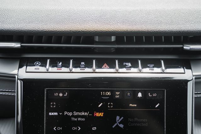 Used 2025 Jeep Grand Cherokee Laredo X w/ Luxury Tech Group I AWD/4WD image 40