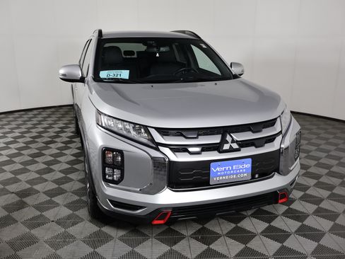 Used 2022 Mitsubishi Outlander Sport GT image 3