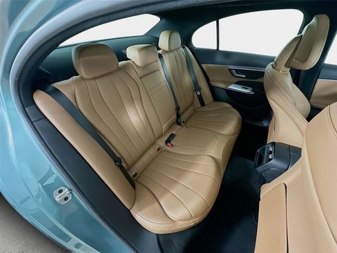 Certified 2026 Mercedes-Benz E 350 4MATIC Sedan image 35