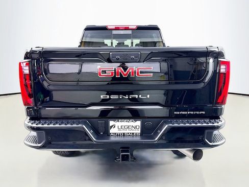 Used 2025 GMC Sierra 3500 Denali w/ Denali Reserve Package AWD/4WD image 8