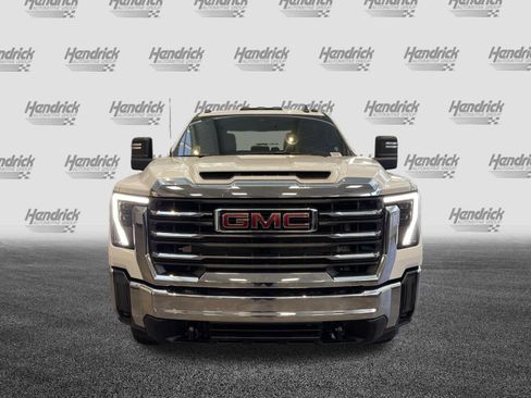 Used 2024 GMC Sierra 3500 Pro w/ Convenience Package AWD/4WD image 6